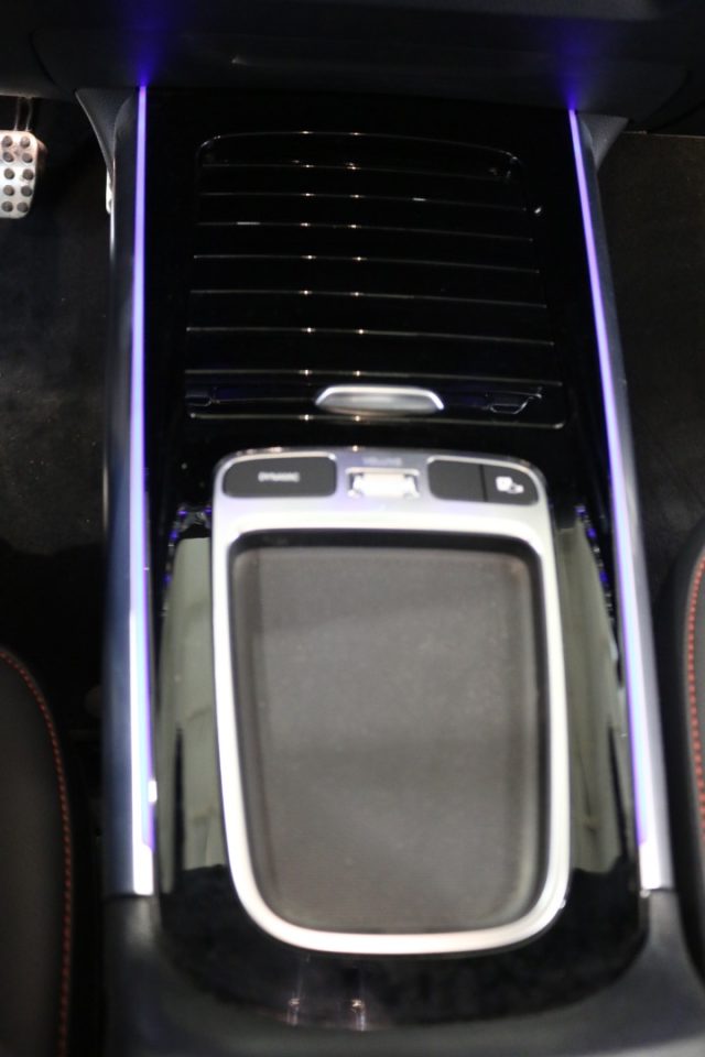 MERCEDES-BENZ GLA 200 usata 25