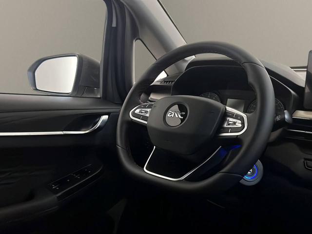 EMC Quattro usata, con Luci diurne LED