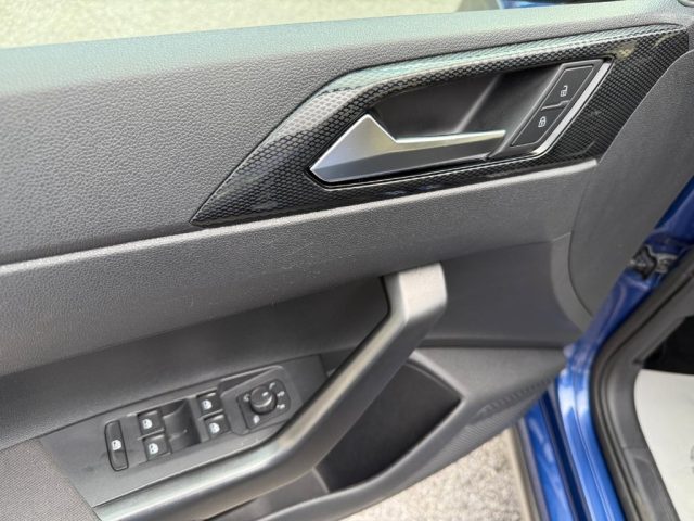 VOLKSWAGEN Taigo usata, con Boardcomputer