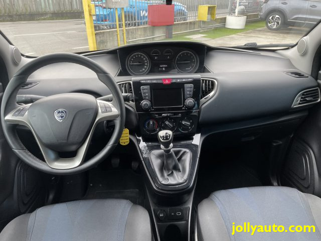 LANCIA Ypsilon usata 22