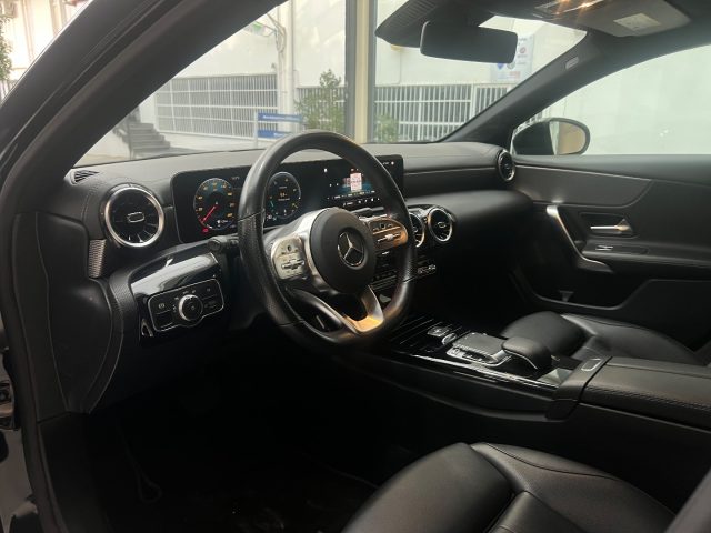 MERCEDES-BENZ A 180 usata, con Lettore CD