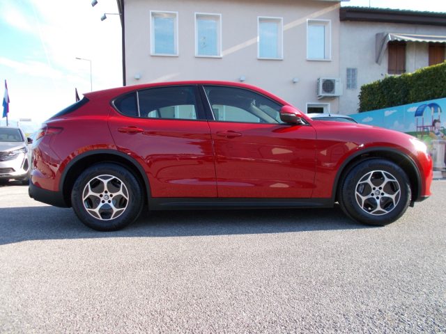 ALFA ROMEO Stelvio usata, con Alzacristalli elettrici
