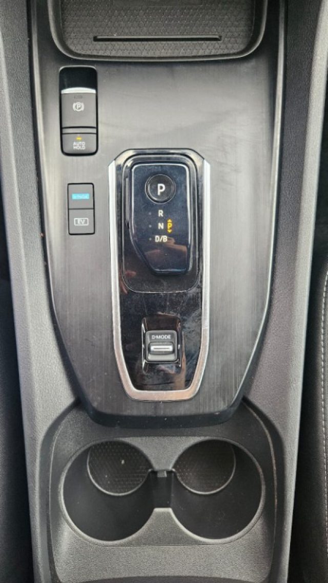 NISSAN Qashqai usata, con Climatizzatore