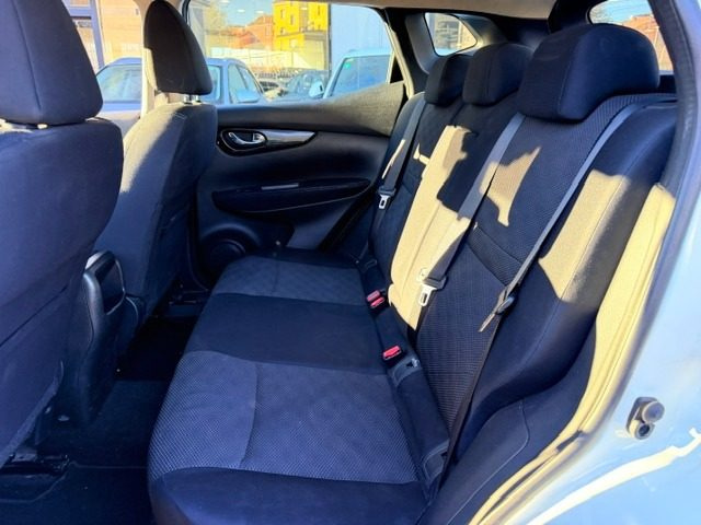 NISSAN Qashqai usata, con Boardcomputer