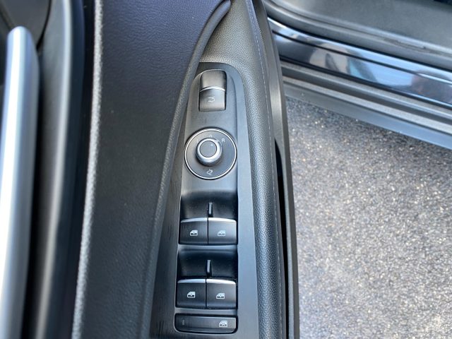 ALFA ROMEO Stelvio usata, con Volante in pelle