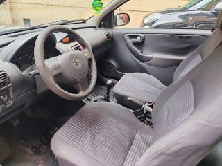 OPEL Corsa usata, con Servosterzo