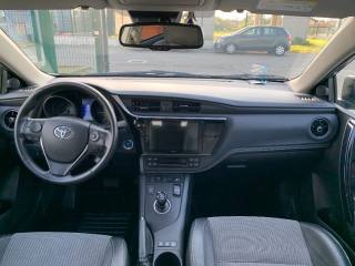 TOYOTA Auris usata, con Cruise Control