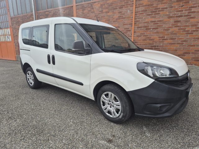 FIAT Doblo usata, con Airbag