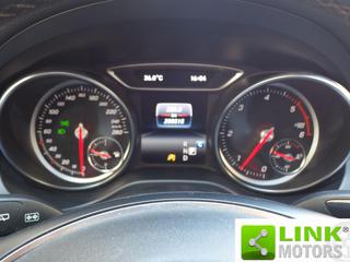 MERCEDES-BENZ CLA 200 usata, con Sedile posteriore sdoppiato