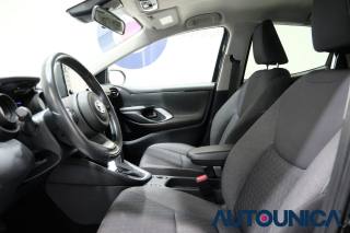 TOYOTA Yaris usata, con Luci diurne LED