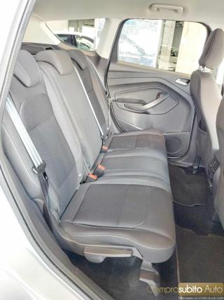 FORD Kuga usata, con Specchietti laterali elettrici