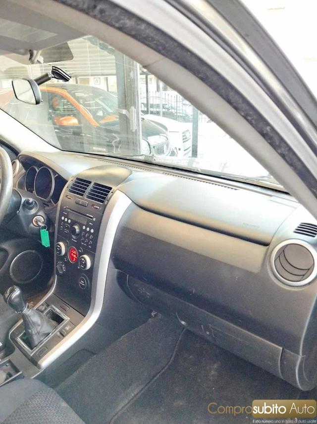 SUZUKI Grand Vitara usata, con Sistema di navigazione