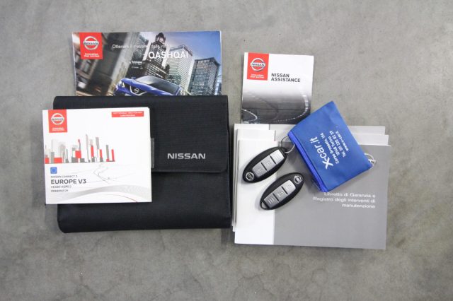 NISSAN Qashqai usata, con Interni in pelle