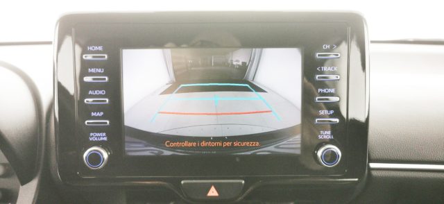 TOYOTA Yaris usata 66