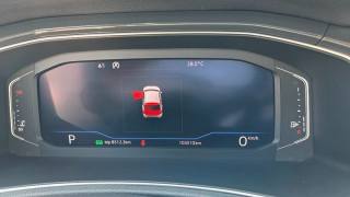 VOLKSWAGEN T-Roc usata, con Volante in pelle