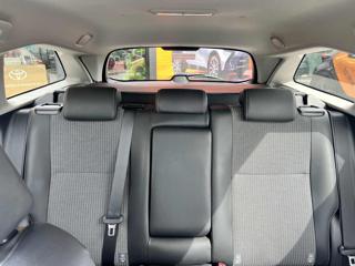 TOYOTA Auris Touring Sports usata, con Sedile posteriore sdoppiato