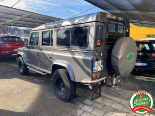 LAND ROVER Defender usata, con Autoradio