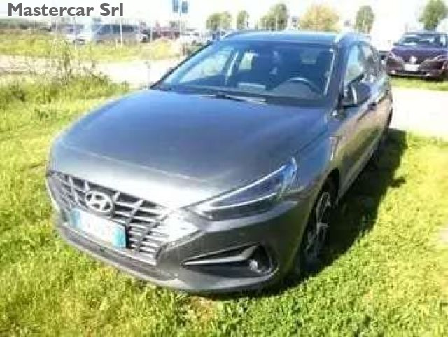 HYUNDAI i30 usata, con Airbag