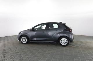 TOYOTA Yaris usata 5