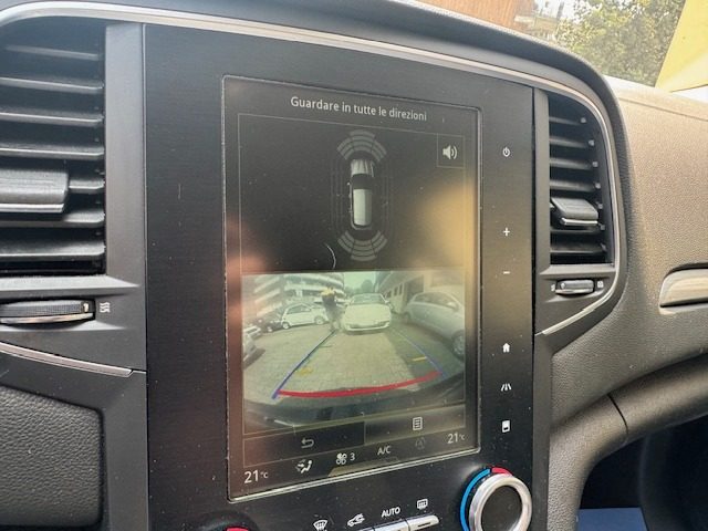 RENAULT Megane usata, con Climatizzatore