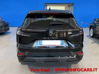 RENAULT Austral usata, con USB