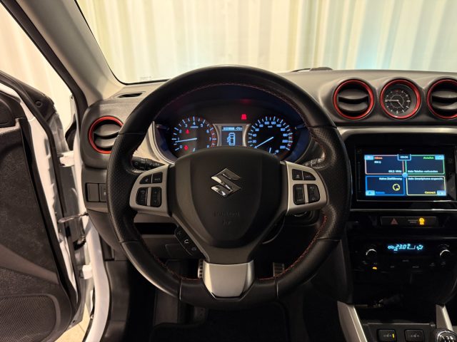 SUZUKI Vitara usata, con Autoradio
