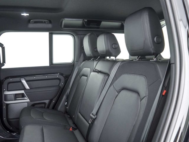LAND ROVER Defender usata 14