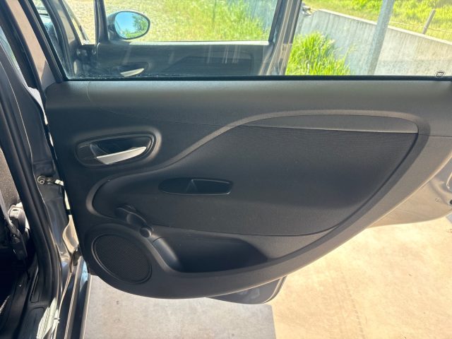 FIAT Punto usata, con Specchietti laterali elettrici