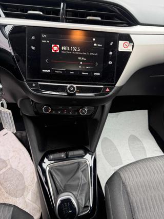 OPEL Corsa usata, con Touch screen