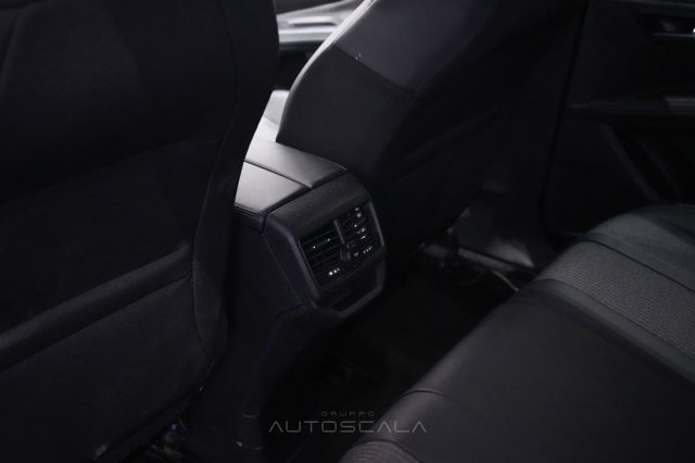 PEUGEOT 3008 usata, con Frenata d