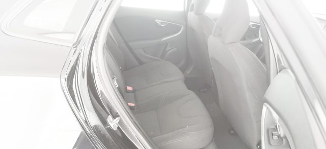 VOLVO V40 Cross Country usata 34