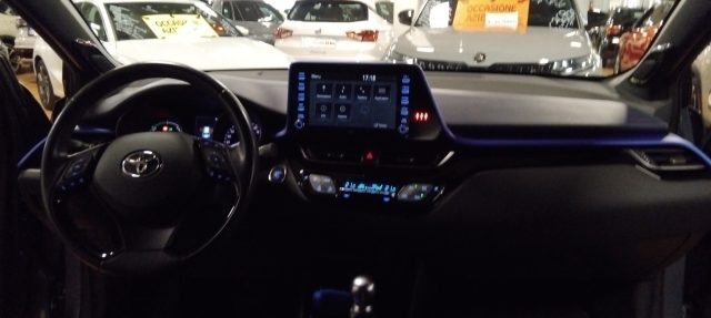 TOYOTA C-HR usata 29