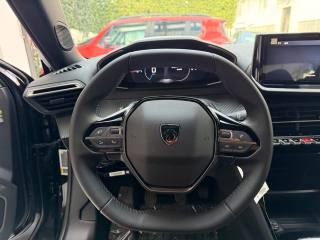 PEUGEOT 2008 usata, con Specchietti laterali elettrici