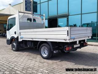 NISSAN  usata 6