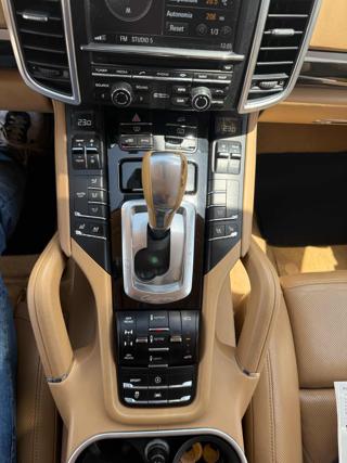 PORSCHE Cayenne usata, con Bluetooth
