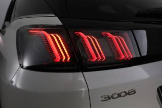 PEUGEOT 3008 usata 9