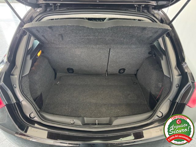 ALFA ROMEO Giulietta usata, con Fari LED