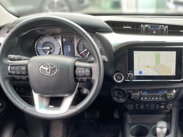 TOYOTA Hilux usata, con ESP