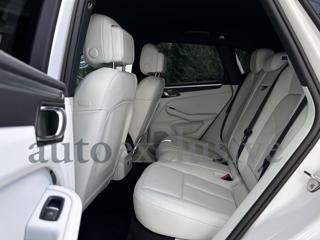 PORSCHE Macan usata, con Autoradio