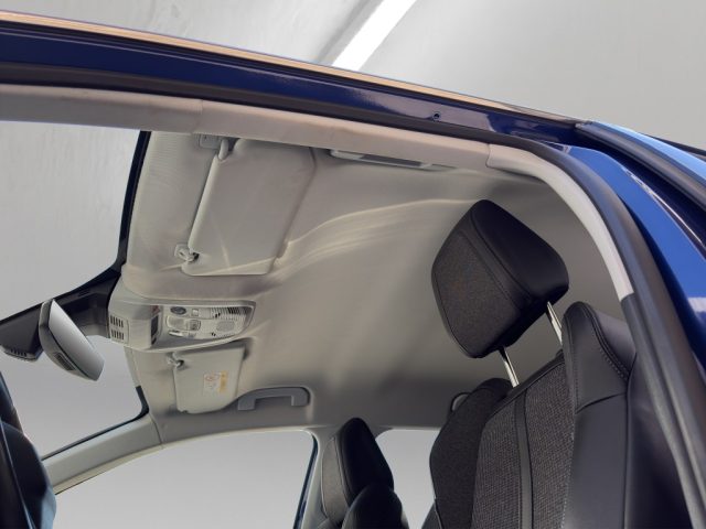 PEUGEOT 3008 usata, con Fari full-led