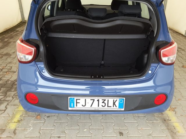 HYUNDAI i10 usata, con USB