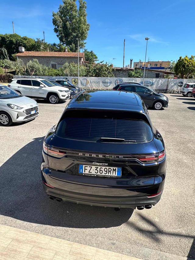 PORSCHE Cayenne usata, con Autoradio