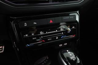 VOLKSWAGEN T-Cross usata 17