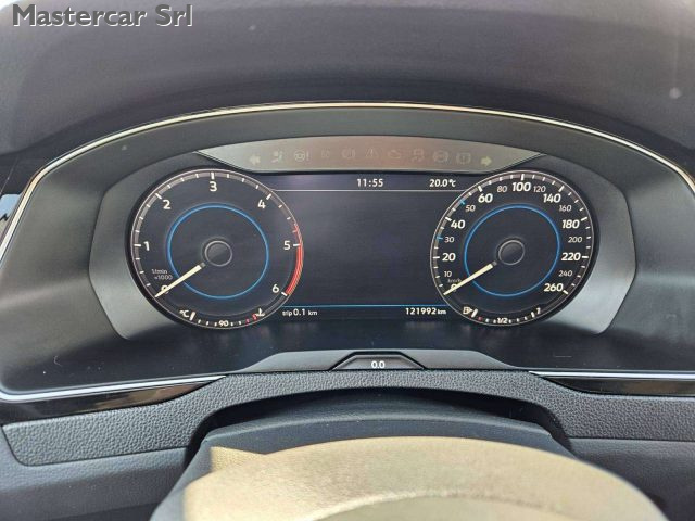 VOLKSWAGEN Passat usata, con Sistema di navigazione
