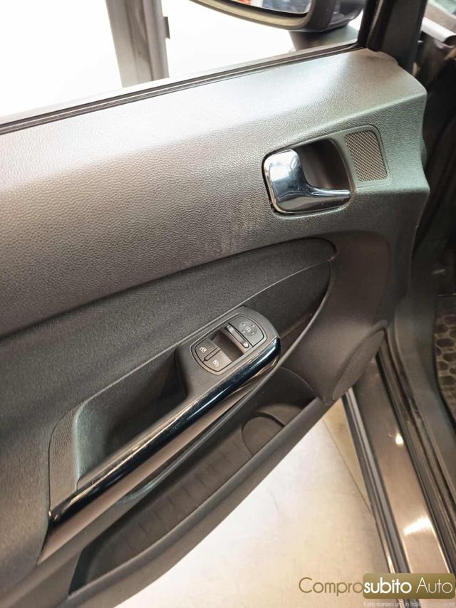 OPEL Corsa usata 26