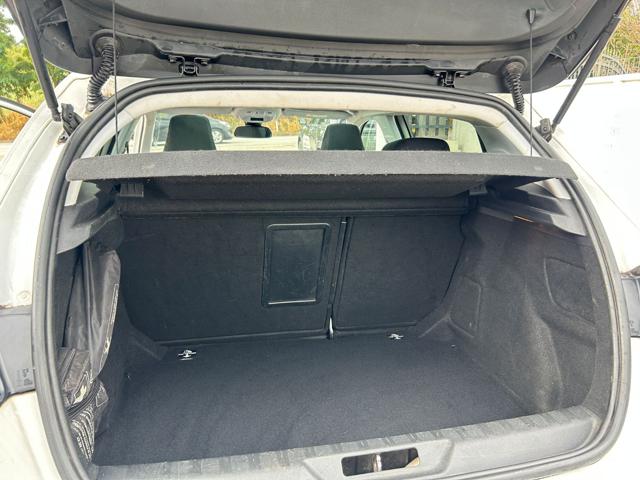 PEUGEOT 308 usata, con Airbag testa