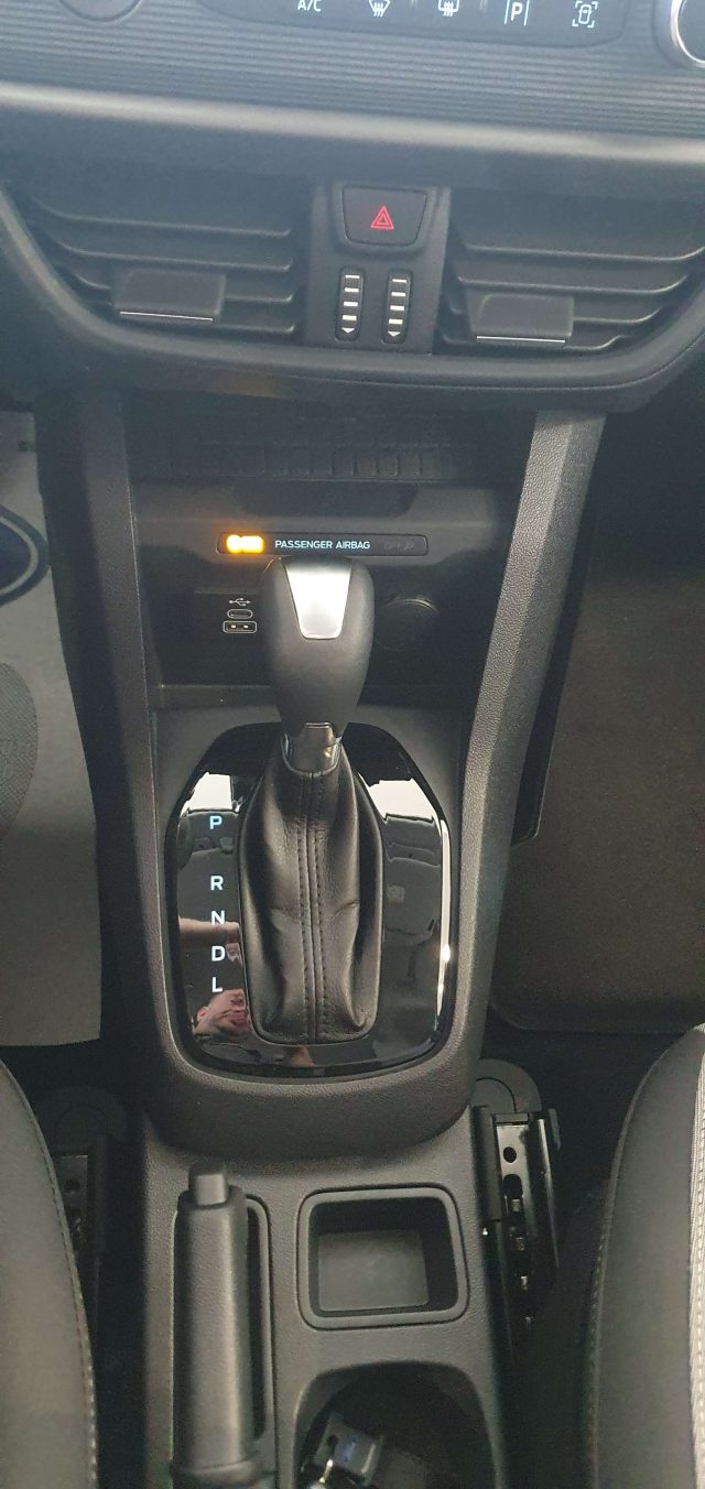 FORD Tourneo Courier usata, con Fendinebbia