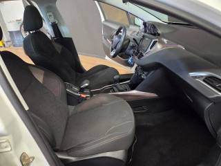 PEUGEOT 2008 usata, con Bluetooth