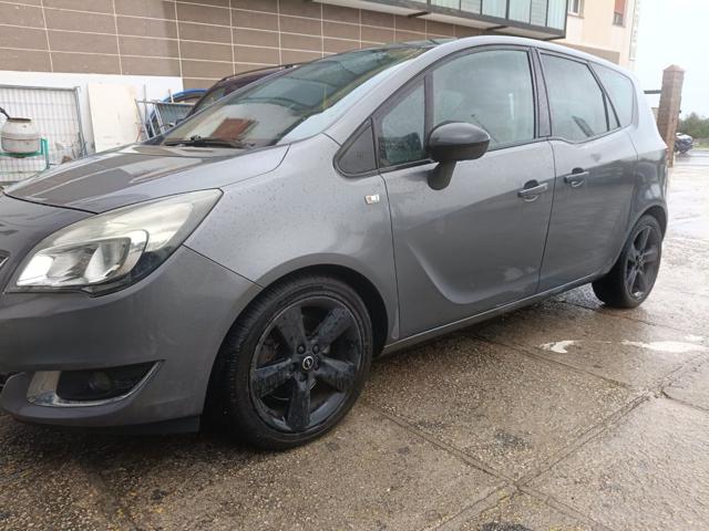 OPEL Meriva usata, con Airbag Passeggero