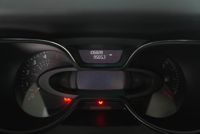 RENAULT Captur usata 6
